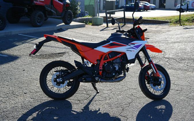 2025 KTM SMC 390 R