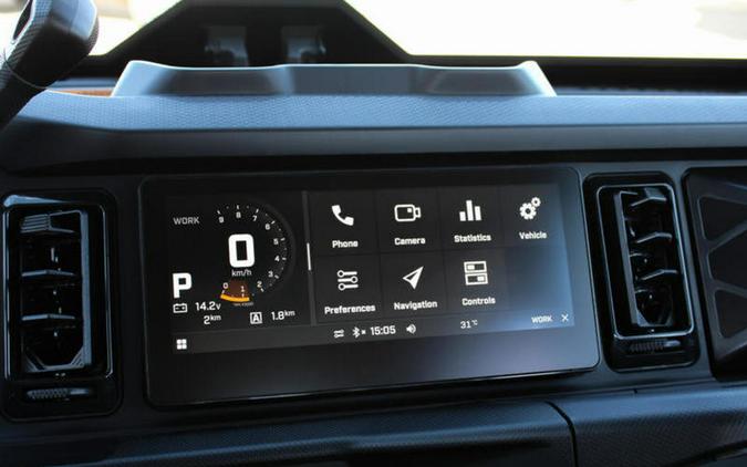 2026 Can-Am® Defender MAX XT CAB HD11 With 10.25 in.display