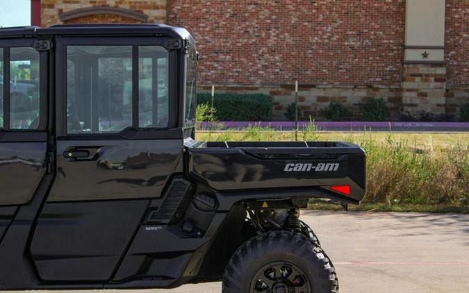 2026 Can-Am® Defender MAX XT CAB HD11 With 10.25 in.display