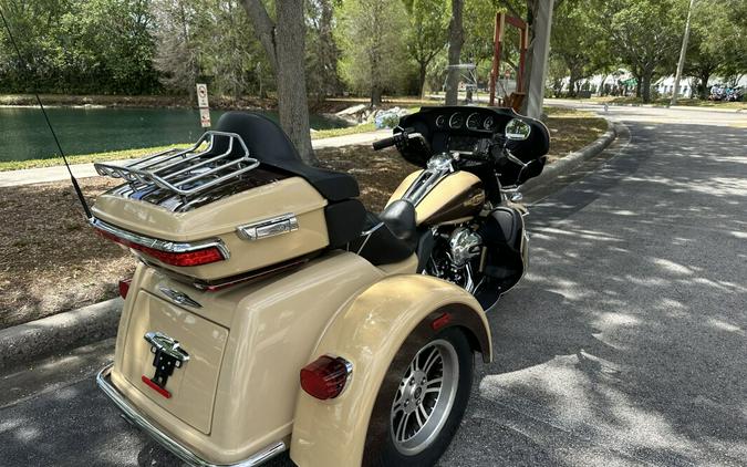 2014 Harley-Davidson® Tri Glide® Ultra