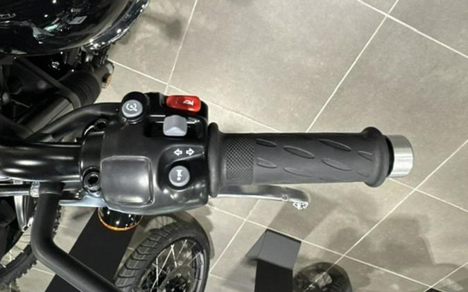 2026 TRIUMPH DU5