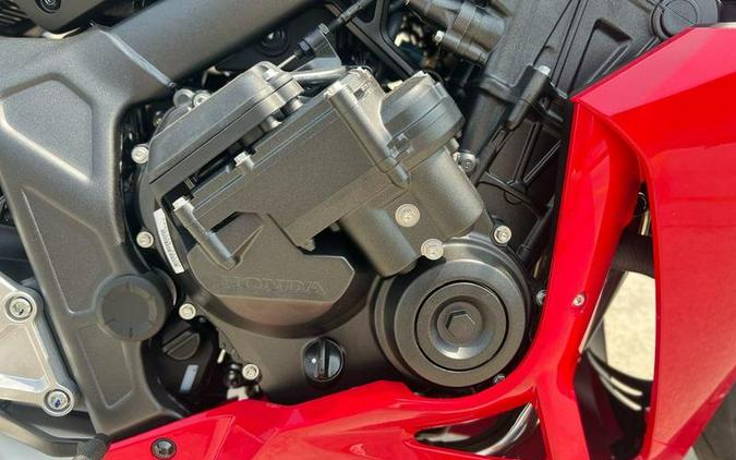 2026 Honda® CBR650R E-Clutch