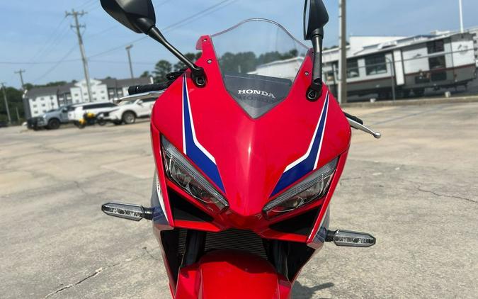 2026 Honda® CBR650R E-Clutch