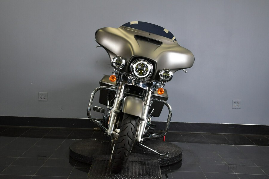 2018 Harley-Davidson<sup>®</sup> Street Glide<sup>®</sup>