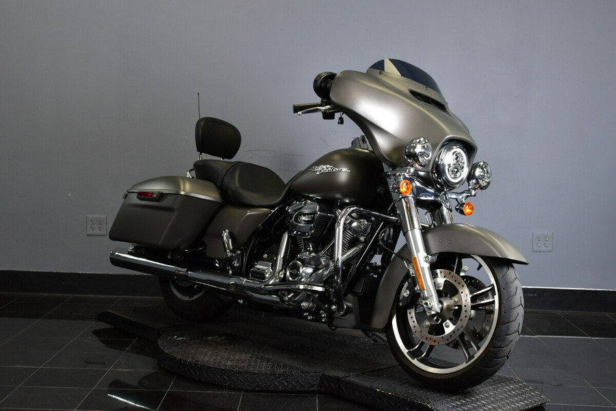 2018 Harley-Davidson<sup>®</sup> Street Glide<sup>®</sup>