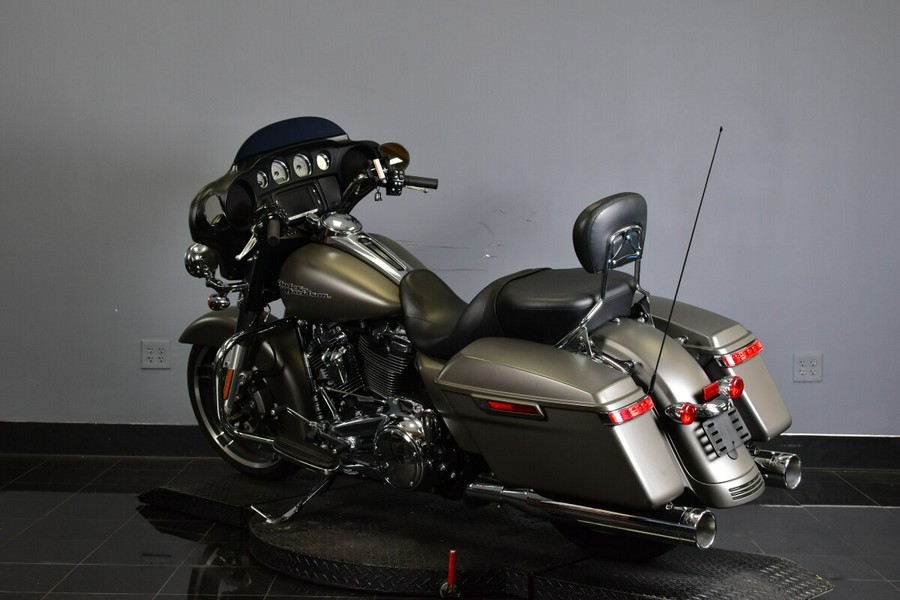 2018 Harley-Davidson<sup>®</sup> Street Glide<sup>®</sup>