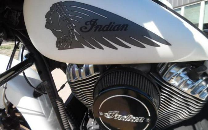 2017 Indian Motorcycle® Chieftain® Limited White Smoke