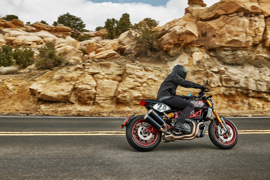 2024 Indian Motorcycle FTR R Carbon