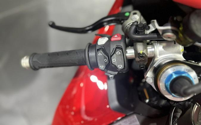 2025 Ducati Panigale V4 S