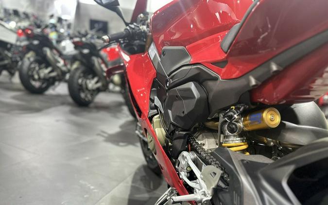2025 Ducati Panigale V4 S