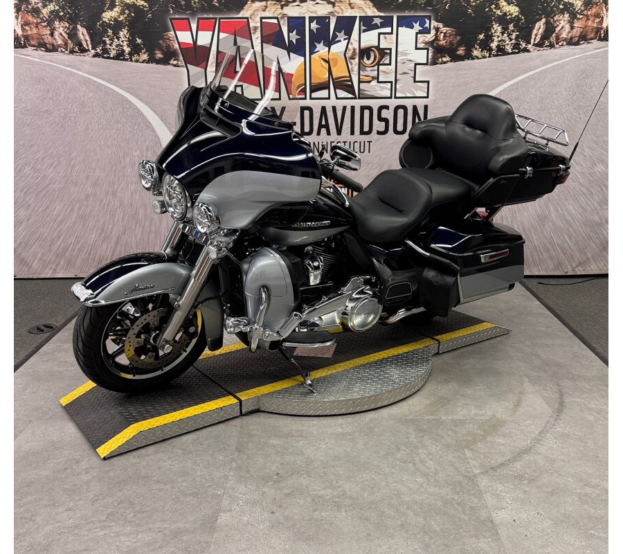 2019 FLHTK Ultra Limited