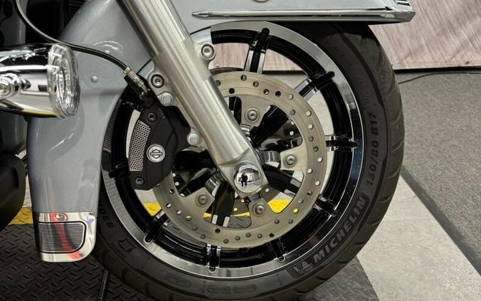 2019 FLHTK Ultra Limited