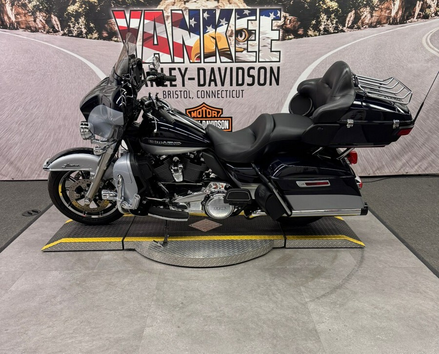 2019 FLHTK Ultra Limited