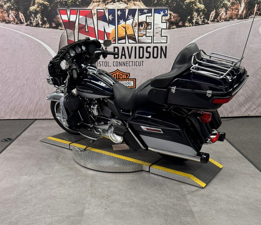 2019 FLHTK Ultra Limited