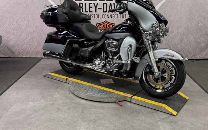 2019 FLHTK Ultra Limited