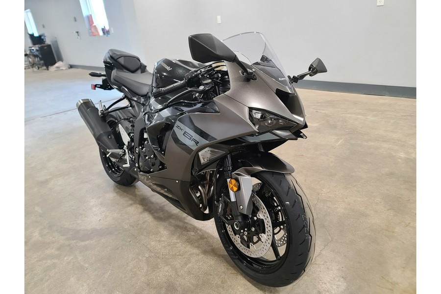 2026 Ninja® ZX™-6R - Kawasaki