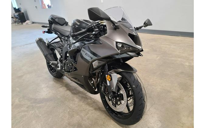 2026 Ninja® ZX™-6R - Kawasaki