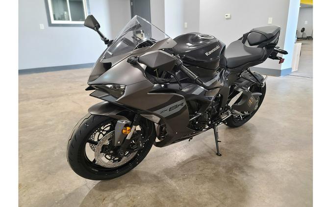 2026 Ninja® ZX™-6R - Kawasaki
