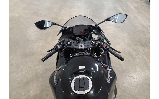 2026 Ninja® ZX™-6R - Kawasaki