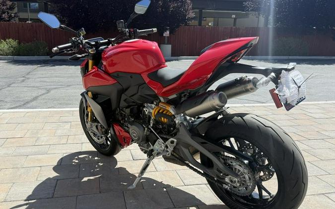 2026 Ducati Streetfighter V2