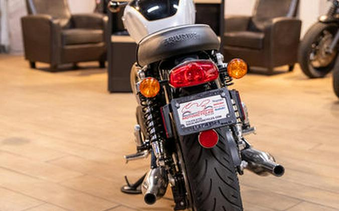 2026 Triumph Bonneville T100 Snowdonia White/Sapphire Black