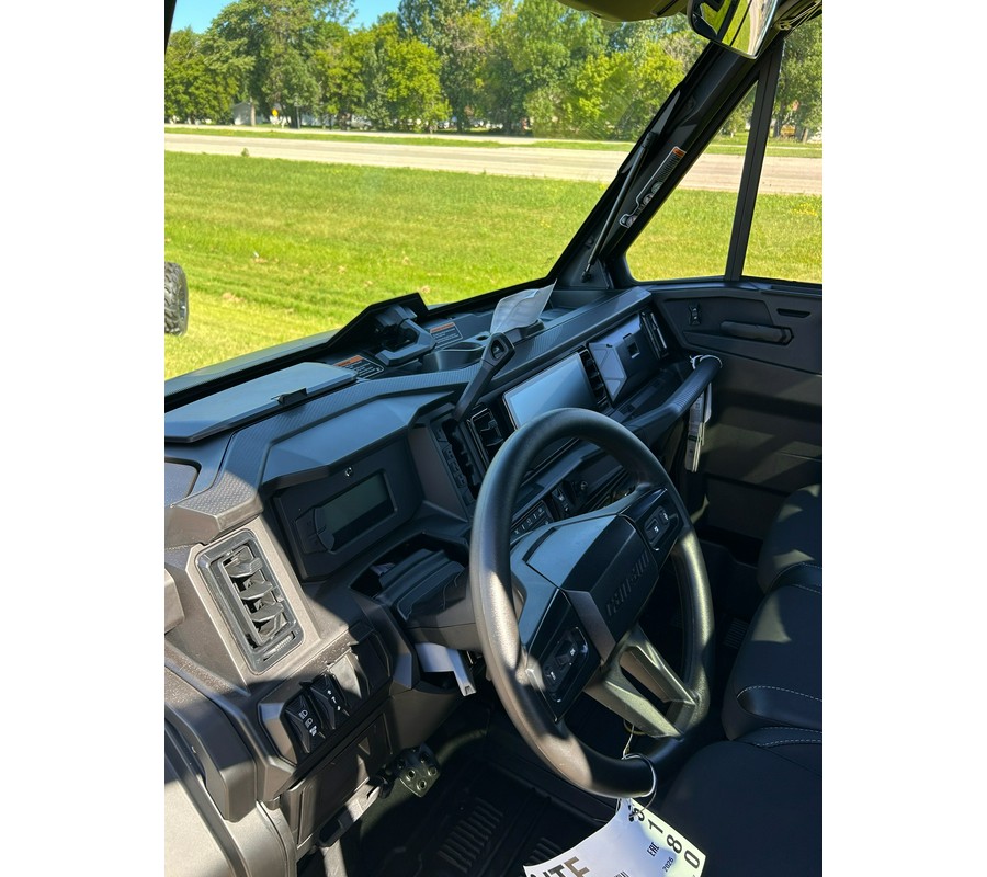 2026 Can-Am Defender Limited HD11