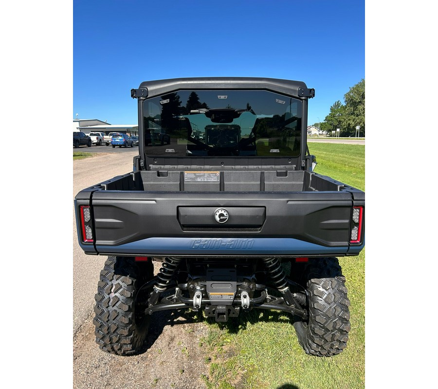 2026 Can-Am Defender Limited HD11