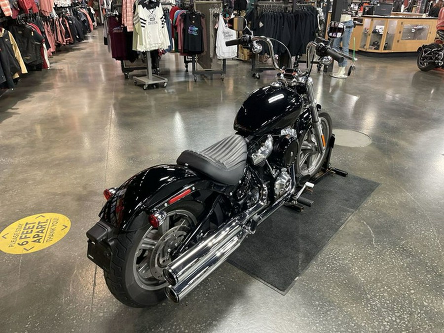 2022 Harley-Davidson Softail FXST - Standard