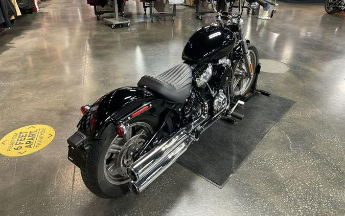 2022 Harley-Davidson Softail FXST - Standard