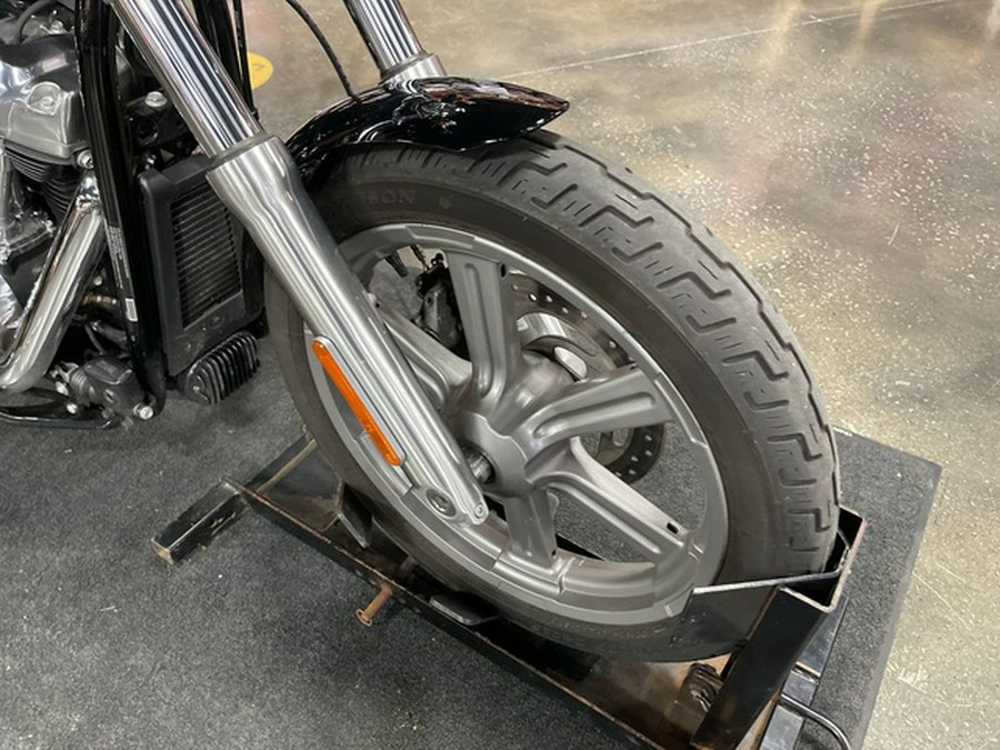 2022 Harley-Davidson Softail FXST - Standard