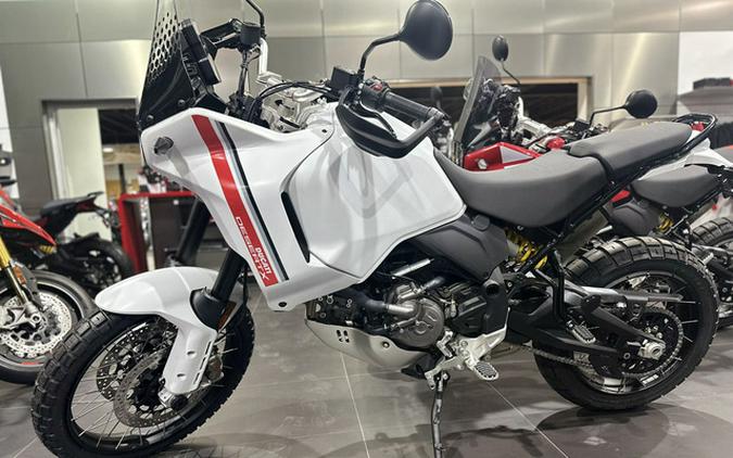 2025 Ducati DesertX