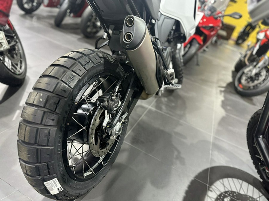 2025 Ducati DesertX