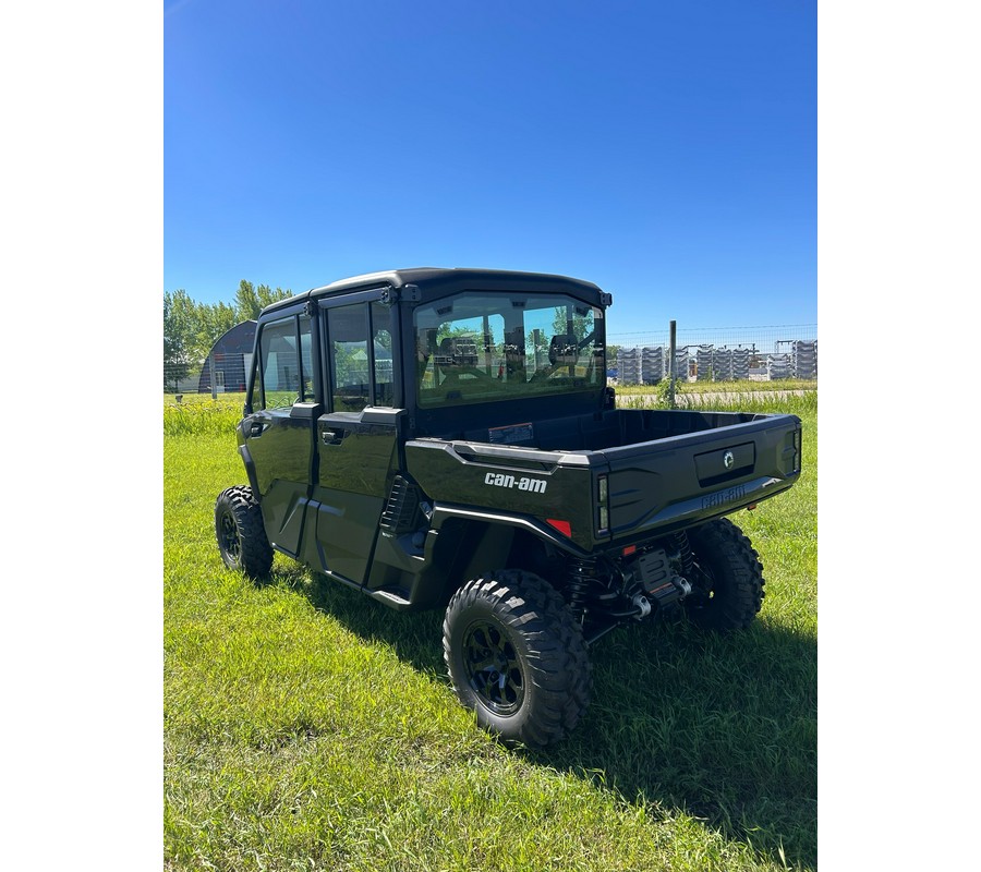 2026 Can-Am Defender MAX XT CAB HD11
