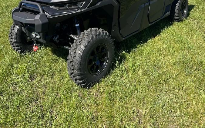 2026 Can-Am Defender MAX XT CAB HD11