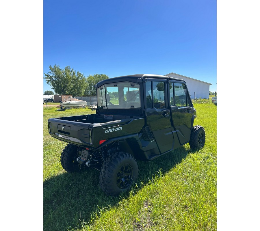 2026 Can-Am Defender MAX XT CAB HD11