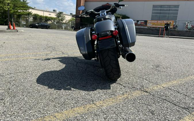 2021 Harley-Davidson Sport Glide Gauntlet Gray Metallic