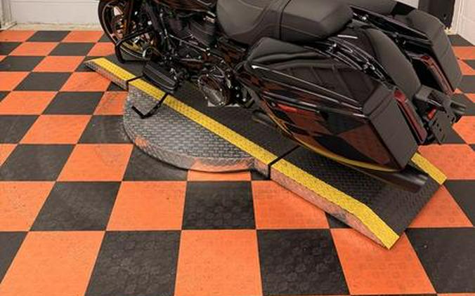 2025 Harley-Davidson® FLTRX - Road Glide®