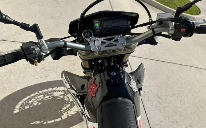 2022 Suzuki DR-Z 400SM Base