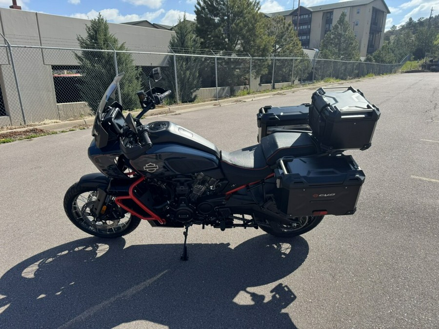 2025 Harley-Davidson® CVO™ Pan America®