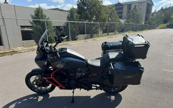 2025 Harley-Davidson® CVO™ Pan America®