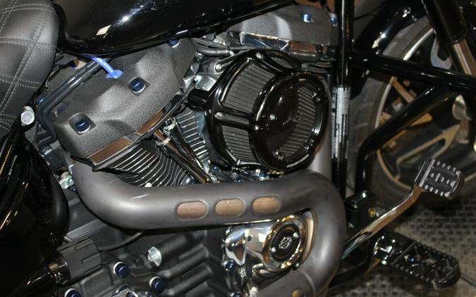 Harley-Davidson® Sport Glide™ 2019 FLSB 072172B BLACK