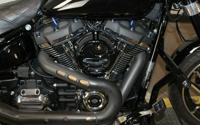 Harley-Davidson® Sport Glide™ 2019 FLSB 072172B BLACK