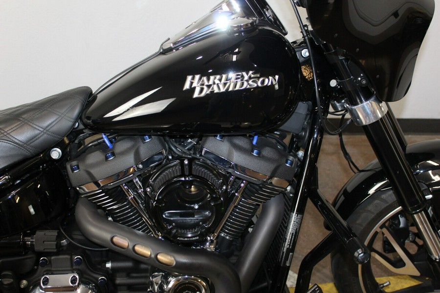 Harley-Davidson® Sport Glide™ 2019 FLSB 072172B BLACK