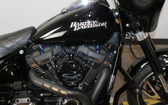 Harley-Davidson® Sport Glide™ 2019 FLSB 072172B BLACK