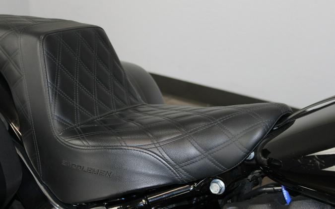 Harley-Davidson® Sport Glide™ 2019 FLSB 072172B BLACK