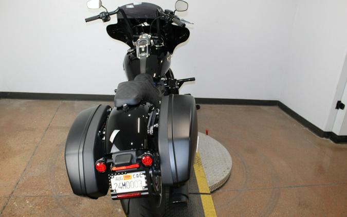 Harley-Davidson® Sport Glide™ 2019 FLSB 072172B BLACK