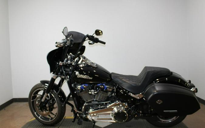Harley-Davidson® Sport Glide™ 2019 FLSB 072172B BLACK