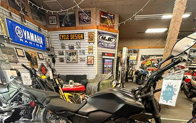 2025 Honda CB300R ABS