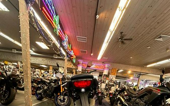2025 Honda CB300R ABS