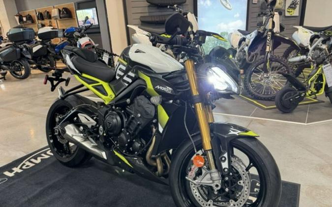 2026 TRIUMPH HC8